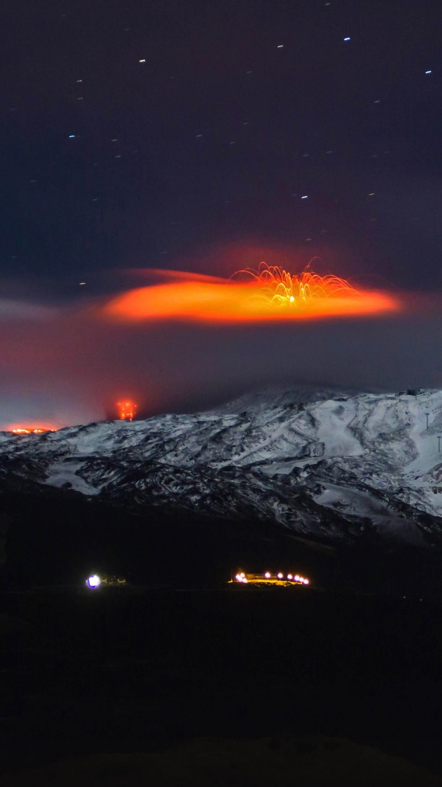 volcano, Mount Etna, Sicily, Italy, 5K (vertical)