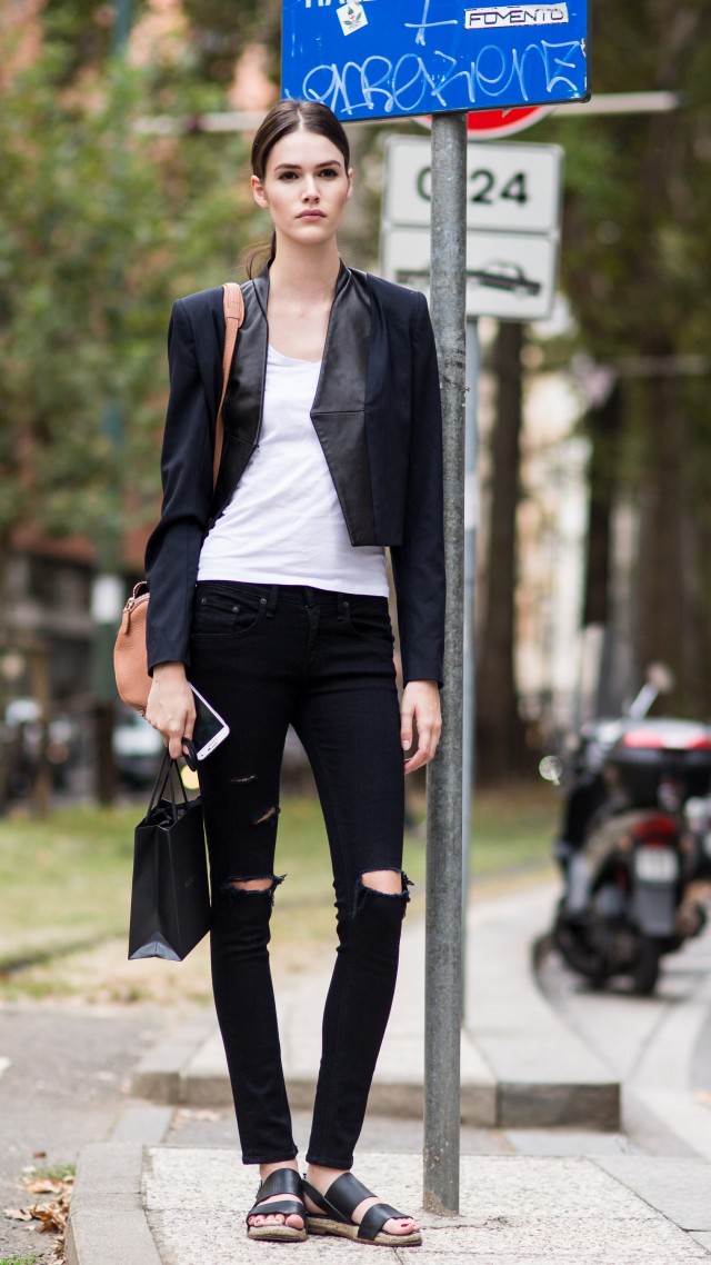 Vanessa Moody, model, spring 2015 top models, street, car (vertical)