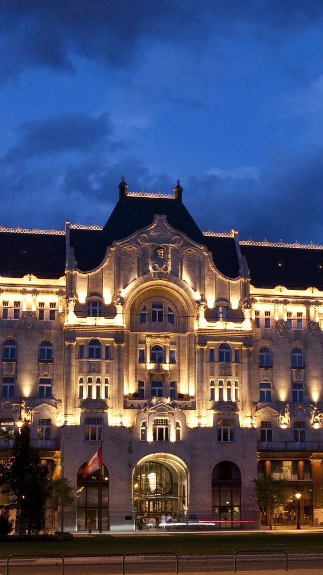 Four Seasons Hotel Gresham Palace, Budapest, Best Hotels of 2017, tourism, travel, vacation, resort (vertical)
