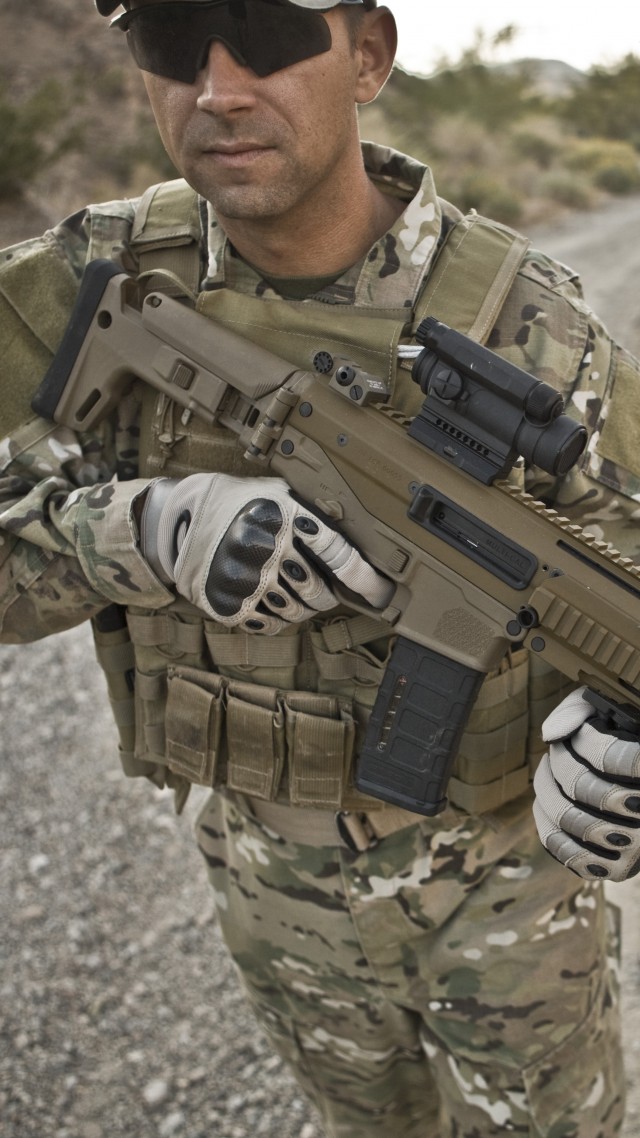 Remington ACR, Magpul Masada, soldier, NATO, assault rifle (vertical)
