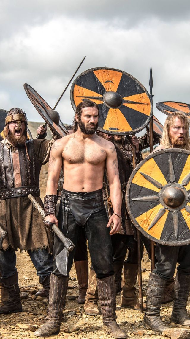 Vikings, Clive Standen, Best TV Series, season 4 (vertical)