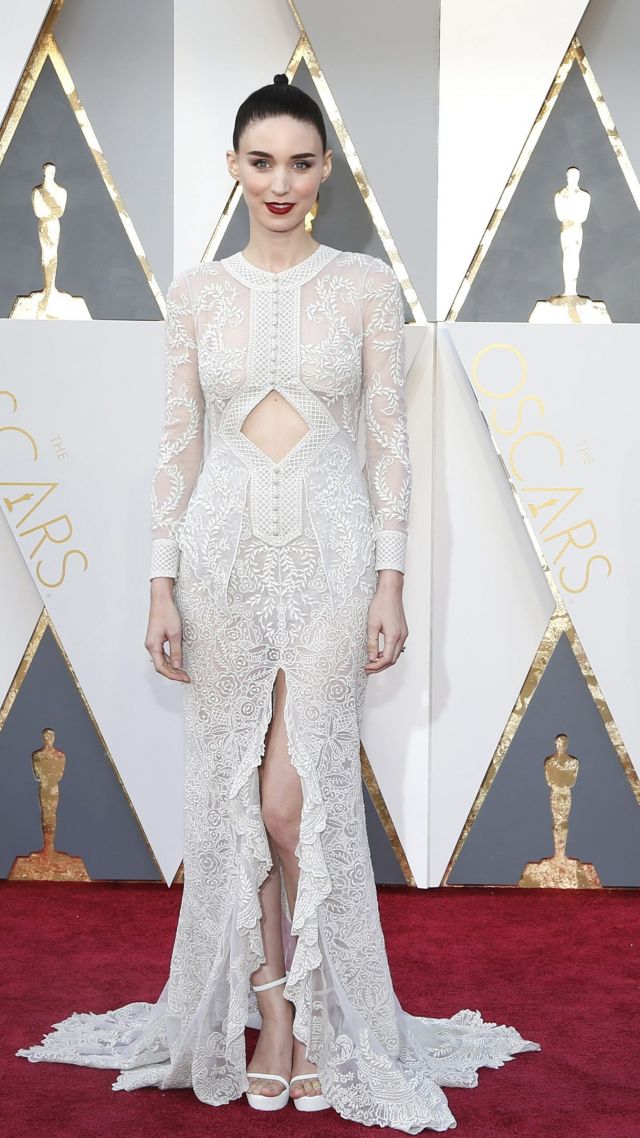 Rooney Mara, Oscar 2016, red carpet, Most popular celebs, actress (vertical)