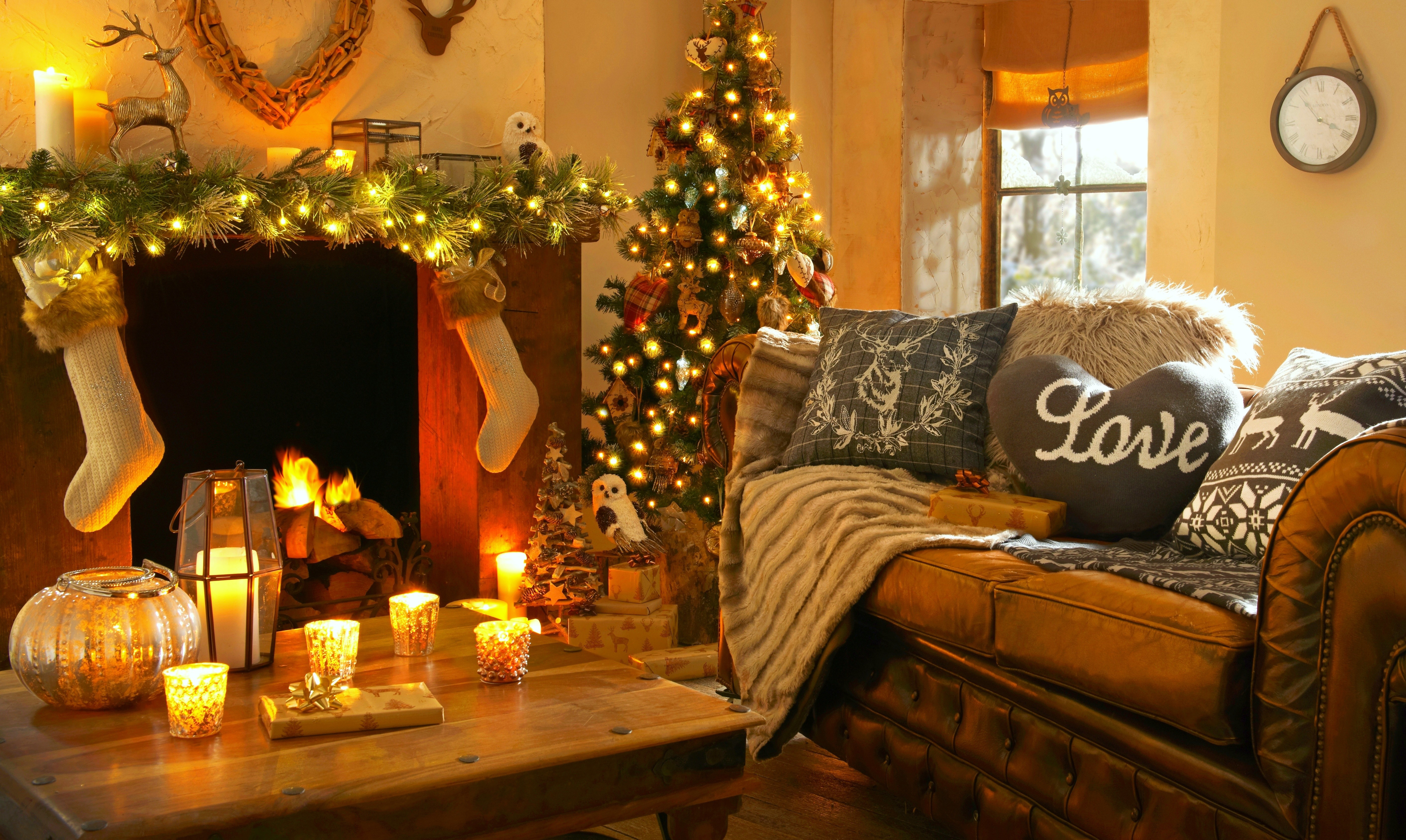 Wallpaper Christmas, new year, home, light, fire, candles, pillows ...