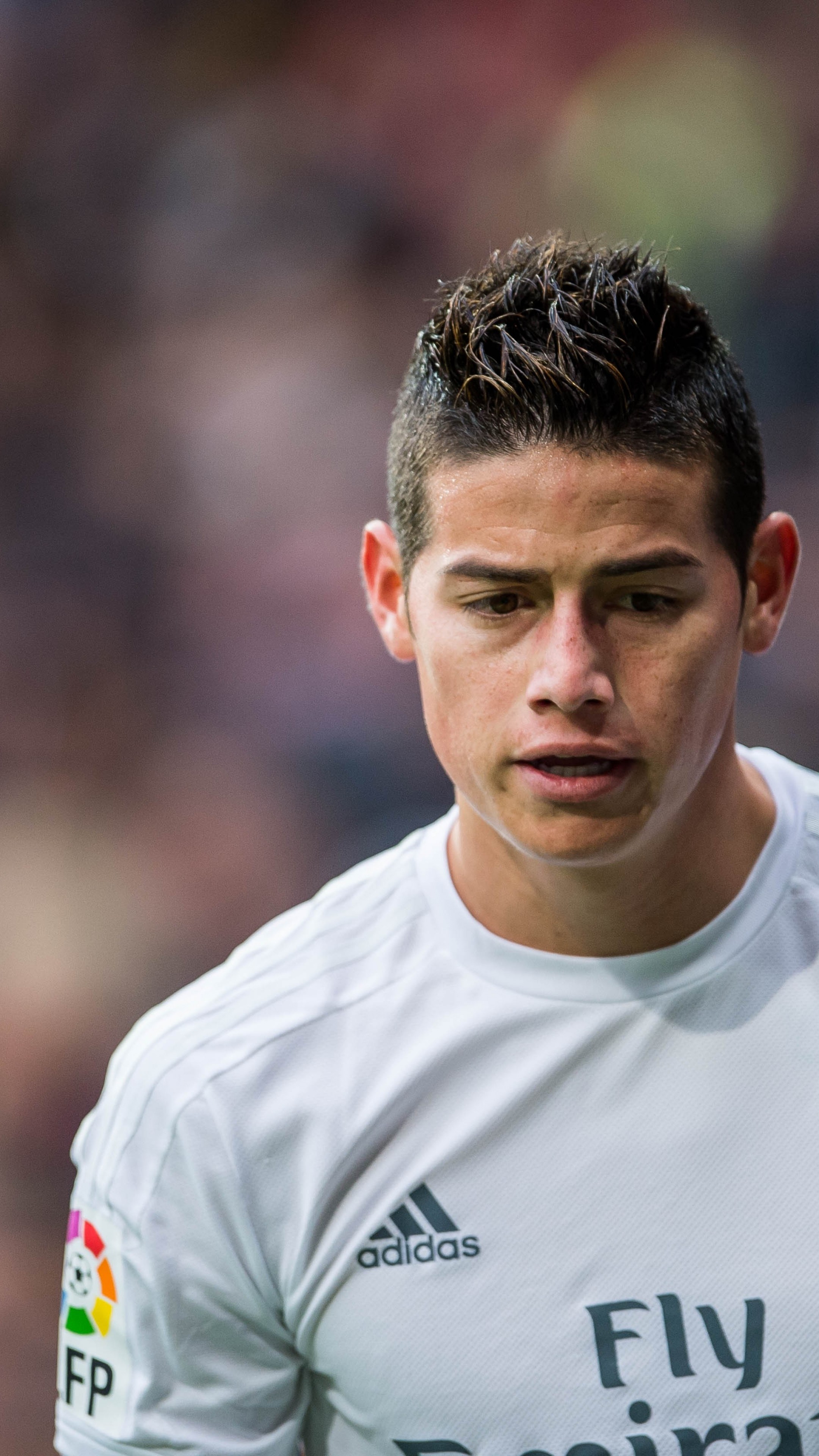James Rodriguez gets new haircut and gets trolled by Cristiano Ronaldo  who once had the same dodgy blonde highlights  The Sun