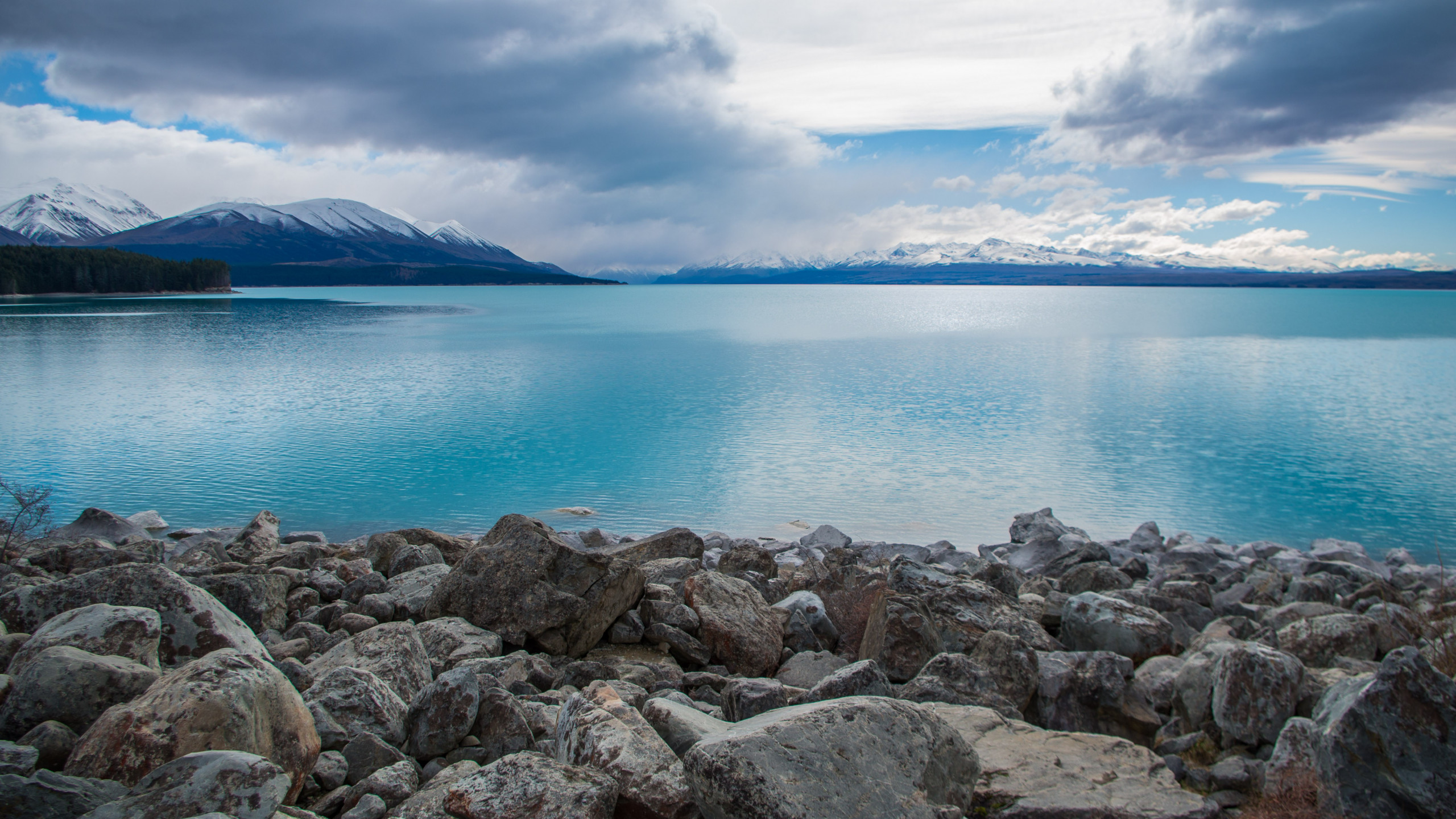 Wallpaper Lake Pukaki, New Zealand, stones, clouds, mountains, 4k