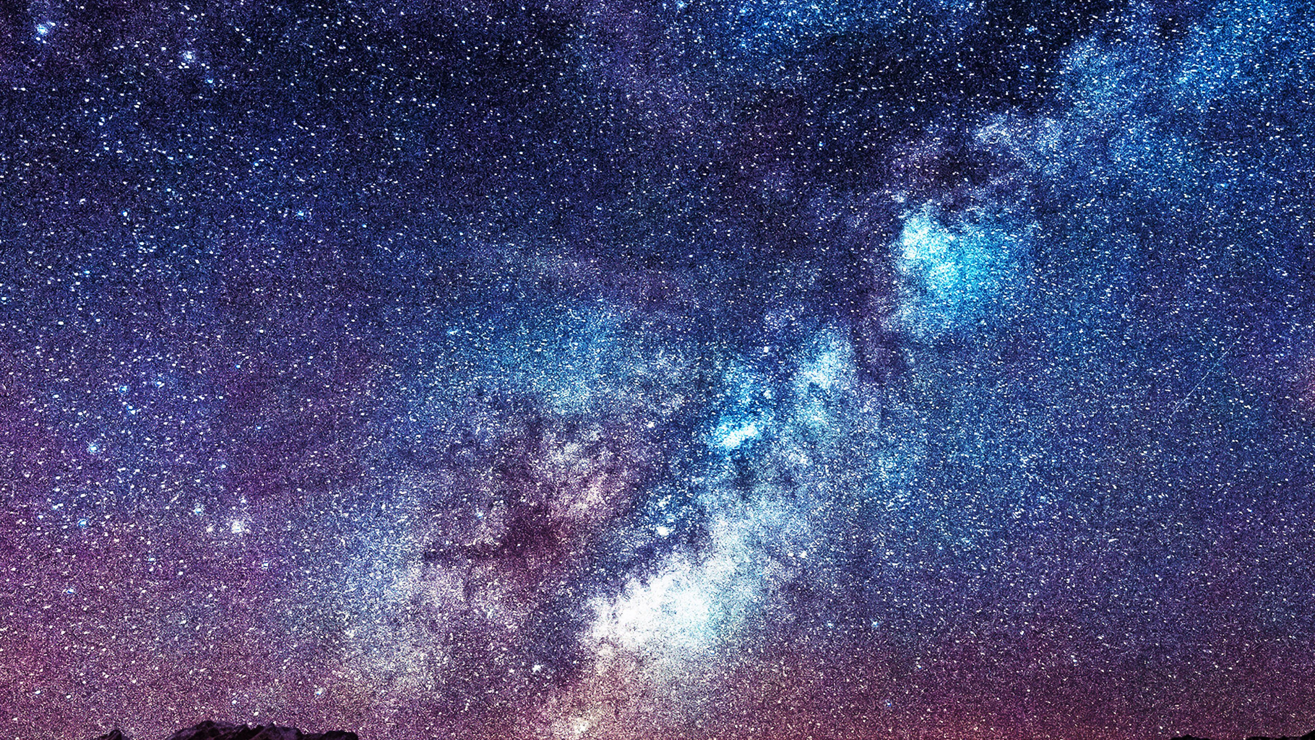 Rays Shining Through Blue Space Nebula 4K wallpaper download